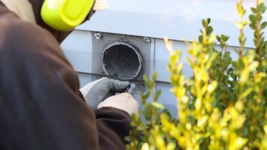 Spring cleaning is more than decluttering, and Canadian homeowners often overlook critical spring home maintenance tasks. Protect your home and improve energy efficiency with these quick reminders.